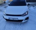 Белый Фольксваген e-Golf, объемом двигателя 0 л и пробегом 70 тыс. км за 12800 $, фото 27 на Automoto.ua