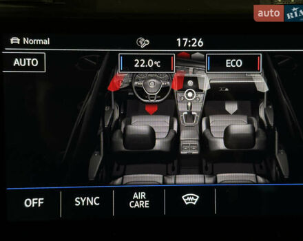 Білий Фольксваген e-Golf, об'ємом двигуна 0 л та пробігом 60 тис. км за 15490 $, фото 19 на Automoto.ua