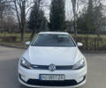 Белый Фольксваген e-Golf, объемом двигателя 0 л и пробегом 95 тыс. км за 13600 $, фото 1 на Automoto.ua
