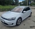 Белый Фольксваген e-Golf, объемом двигателя 0 л и пробегом 92 тыс. км за 14400 $, фото 1 на Automoto.ua