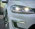 Белый Фольксваген e-Golf, объемом двигателя 0 л и пробегом 128 тыс. км за 14900 $, фото 21 на Automoto.ua