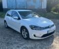 Білий Фольксваген e-Golf, об'ємом двигуна 0 л та пробігом 143 тис. км за 13600 $, фото 2 на Automoto.ua