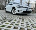 Белый Фольксваген e-Golf, объемом двигателя 0 л и пробегом 185 тыс. км за 12950 $, фото 11 на Automoto.ua