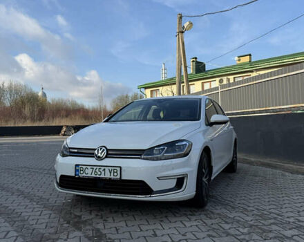 Белый Фольксваген e-Golf, объемом двигателя 0 л и пробегом 96 тыс. км за 15500 $, фото 8 на Automoto.ua