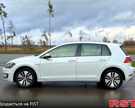 Білий Фольксваген e-Golf, об'ємом двигуна 0.14 л та пробігом 90 тис. км за 12950 $, фото 4 на Automoto.ua