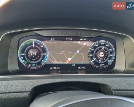 Белый Фольксваген e-Golf, объемом двигателя 0 л и пробегом 78 тыс. км за 12950 $, фото 36 на Automoto.ua