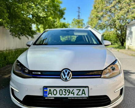 Білий Фольксваген e-Golf, об'ємом двигуна 0 л та пробігом 137 тис. км за 17256 $, фото 11 на Automoto.ua