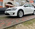 Белый Фольксваген e-Golf, объемом двигателя 0 л и пробегом 167 тыс. км за 13500 $, фото 13 на Automoto.ua