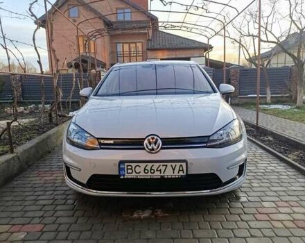 Белый Фольксваген e-Golf, объемом двигателя 0 л и пробегом 130 тыс. км за 13200 $, фото 1 на Automoto.ua