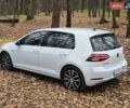 Белый Фольксваген e-Golf, объемом двигателя 0 л и пробегом 81 тыс. км за 14950 $, фото 2 на Automoto.ua