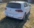 Белый Фольксваген e-Golf, объемом двигателя 0 л и пробегом 147 тыс. км за 12500 $, фото 2 на Automoto.ua