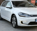 Белый Фольксваген e-Golf, объемом двигателя 0 л и пробегом 61 тыс. км за 14500 $, фото 13 на Automoto.ua