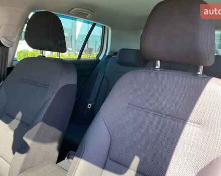 Белый Фольксваген e-Golf, объемом двигателя 0 л и пробегом 127 тыс. км за 15700 $, фото 12 на Automoto.ua