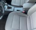 Белый Фольксваген e-Golf, объемом двигателя 0 л и пробегом 35 тыс. км за 14600 $, фото 59 на Automoto.ua
