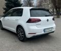 Белый Фольксваген e-Golf, объемом двигателя 0 л и пробегом 182 тыс. км за 13000 $, фото 12 на Automoto.ua