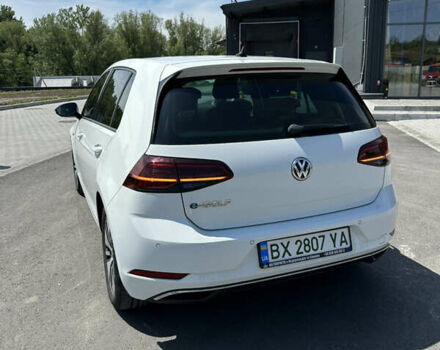 Белый Фольксваген e-Golf, объемом двигателя 0 л и пробегом 126 тыс. км за 12700 $, фото 4 на Automoto.ua