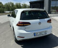 Белый Фольксваген e-Golf, объемом двигателя 0 л и пробегом 126 тыс. км за 12700 $, фото 4 на Automoto.ua