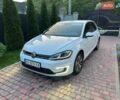 Белый Фольксваген e-Golf, объемом двигателя 0 л и пробегом 97 тыс. км за 15500 $, фото 9 на Automoto.ua