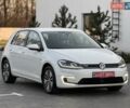 Белый Фольксваген e-Golf, объемом двигателя 0 л и пробегом 127 тыс. км за 11599 $, фото 4 на Automoto.ua