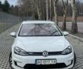 Белый Фольксваген e-Golf, объемом двигателя 0 л и пробегом 185 тыс. км за 12950 $, фото 2 на Automoto.ua