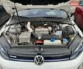 Белый Фольксваген e-Golf, объемом двигателя 0 л и пробегом 100 тыс. км за 13700 $, фото 1 на Automoto.ua
