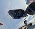 Белый Фольксваген e-Golf, объемом двигателя 0 л и пробегом 105 тыс. км за 14599 $, фото 13 на Automoto.ua