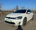 Белый Фольксваген e-Golf, объемом двигателя 0 л и пробегом 118 тыс. км за 13500 $, фото 2 на Automoto.ua