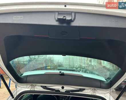 Белый Фольксваген e-Golf, объемом двигателя 0 л и пробегом 167 тыс. км за 13500 $, фото 9 на Automoto.ua