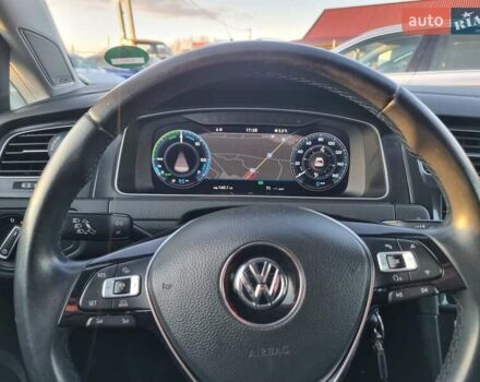 Белый Фольксваген e-Golf, объемом двигателя 0 л и пробегом 78 тыс. км за 12950 $, фото 38 на Automoto.ua