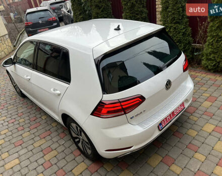 Белый Фольксваген e-Golf, объемом двигателя 0 л и пробегом 137 тыс. км за 12999 $, фото 55 на Automoto.ua