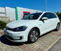 Белый Фольксваген e-Golf, объемом двигателя 0 л и пробегом 137 тыс. км за 17256 $, фото 1 на Automoto.ua