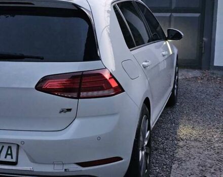 Білий Фольксваген e-Golf, об'ємом двигуна 0 л та пробігом 112 тис. км за 15950 $, фото 69 на Automoto.ua