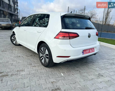 Белый Фольксваген e-Golf, объемом двигателя 0 л и пробегом 56 тыс. км за 13200 $, фото 17 на Automoto.ua