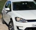 Белый Фольксваген e-Golf, объемом двигателя 0 л и пробегом 77 тыс. км за 14500 $, фото 11 на Automoto.ua