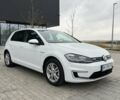 Белый Фольксваген e-Golf, объемом двигателя 0 л и пробегом 56 тыс. км за 17400 $, фото 3 на Automoto.ua