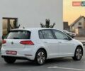 Белый Фольксваген e-Golf, объемом двигателя 0 л и пробегом 127 тыс. км за 11599 $, фото 17 на Automoto.ua