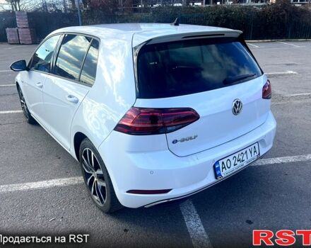 Белый Фольксваген e-Golf, объемом двигателя 0 л и пробегом 165 тыс. км за 12500 $, фото 1 на Automoto.ua