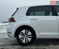Белый Фольксваген e-Golf, объемом двигателя 0 л и пробегом 183 тыс. км за 12399 $, фото 13 на Automoto.ua