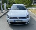 Белый Фольксваген e-Golf, объемом двигателя 0 л и пробегом 77 тыс. км за 15500 $, фото 11 на Automoto.ua