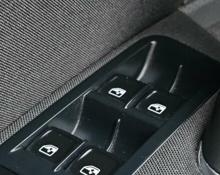 Білий Фольксваген e-Golf, об'ємом двигуна 0 л та пробігом 112 тис. км за 15950 $, фото 50 на Automoto.ua