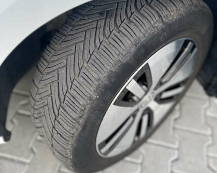 Белый Фольксваген e-Golf, объемом двигателя 0 л и пробегом 56 тыс. км за 13200 $, фото 11 на Automoto.ua