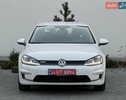 Белый Фольксваген e-Golf, объемом двигателя 0 л и пробегом 127 тыс. км за 11599 $, фото 2 на Automoto.ua
