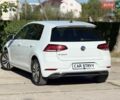 Белый Фольксваген e-Golf, объемом двигателя 0 л и пробегом 77 тыс. км за 14500 $, фото 13 на Automoto.ua