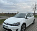 Белый Фольксваген e-Golf, объемом двигателя 0 л и пробегом 15 тыс. км за 23000 $, фото 1 на Automoto.ua