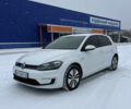 Белый Фольксваген e-Golf, объемом двигателя 0 л и пробегом 51 тыс. км за 17500 $, фото 6 на Automoto.ua
