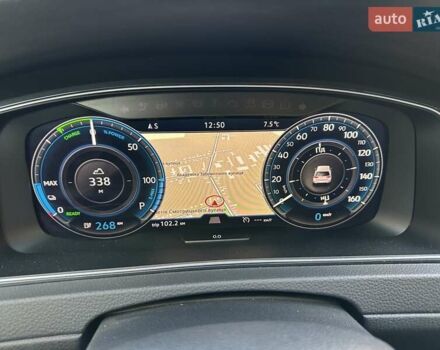 Белый Фольксваген e-Golf, объемом двигателя 0 л и пробегом 127 тыс. км за 12300 $, фото 19 на Automoto.ua