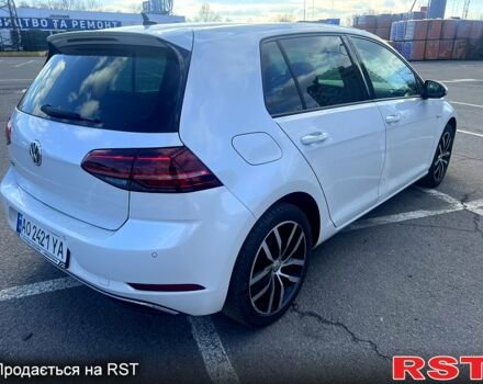 Белый Фольксваген e-Golf, объемом двигателя 0 л и пробегом 165 тыс. км за 12500 $, фото 2 на Automoto.ua