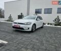Белый Фольксваген e-Golf, объемом двигателя 0 л и пробегом 136 тыс. км за 11300 $, фото 2 на Automoto.ua