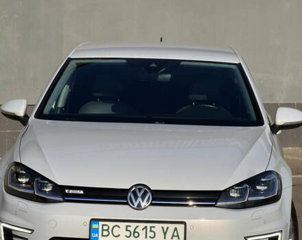 Белый Фольксваген e-Golf, объемом двигателя 0 л и пробегом 165 тыс. км за 13500 $, фото 2 на Automoto.ua