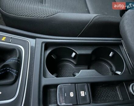 Белый Фольксваген e-Golf, объемом двигателя 0 л и пробегом 127 тыс. км за 12300 $, фото 6 на Automoto.ua